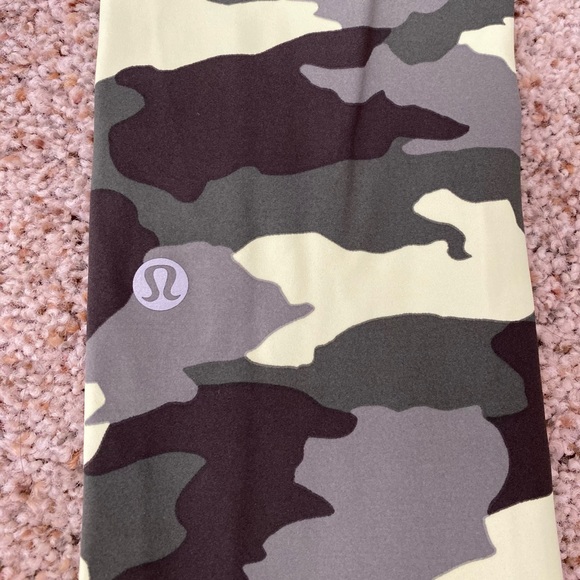 🍋NWT! Lululemon Fast and Free HR Tight 25” Camo - Picture 7 of 8